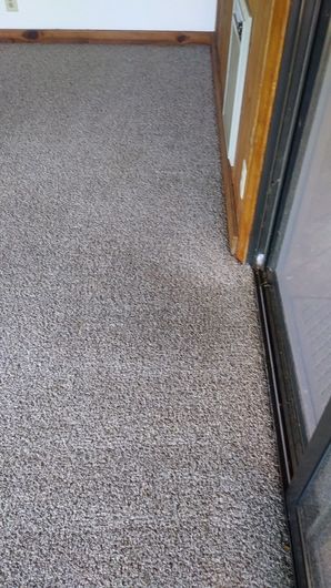Before & After Carpet Cleaning in Georgetown, CA (2)